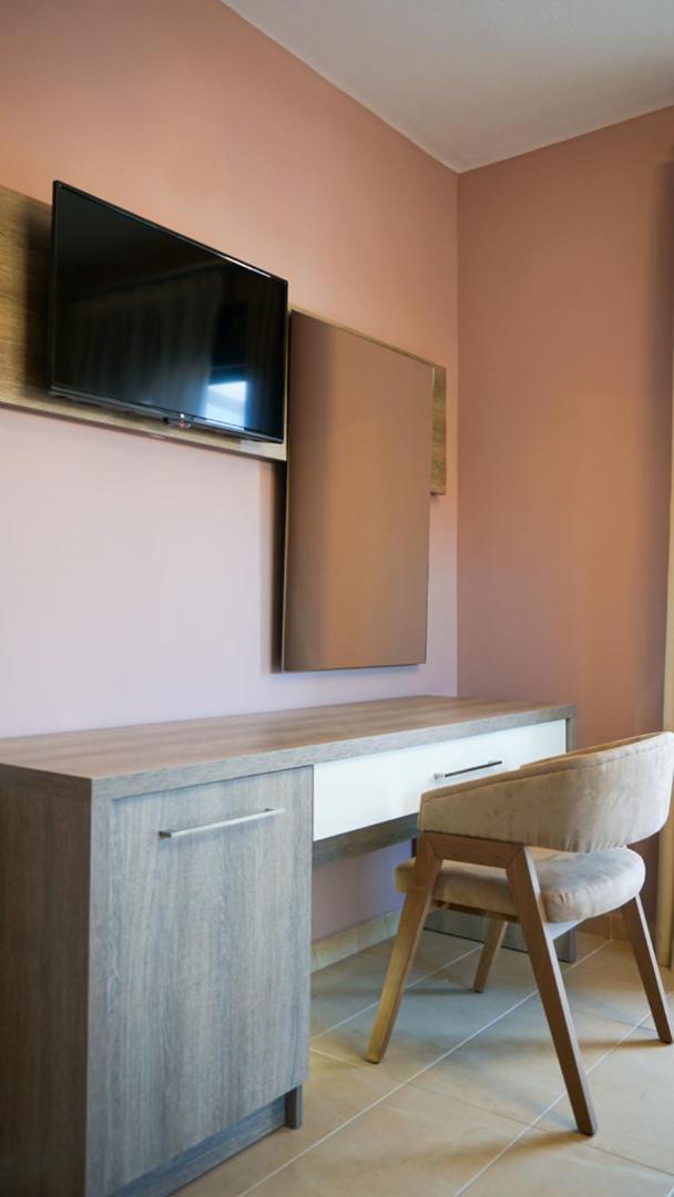 Agnes Deluxe Hotel ペフコホリ 部屋 写真