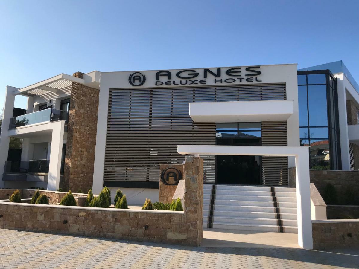 Agnes Deluxe Hotel ペフコホリ エクステリア 写真